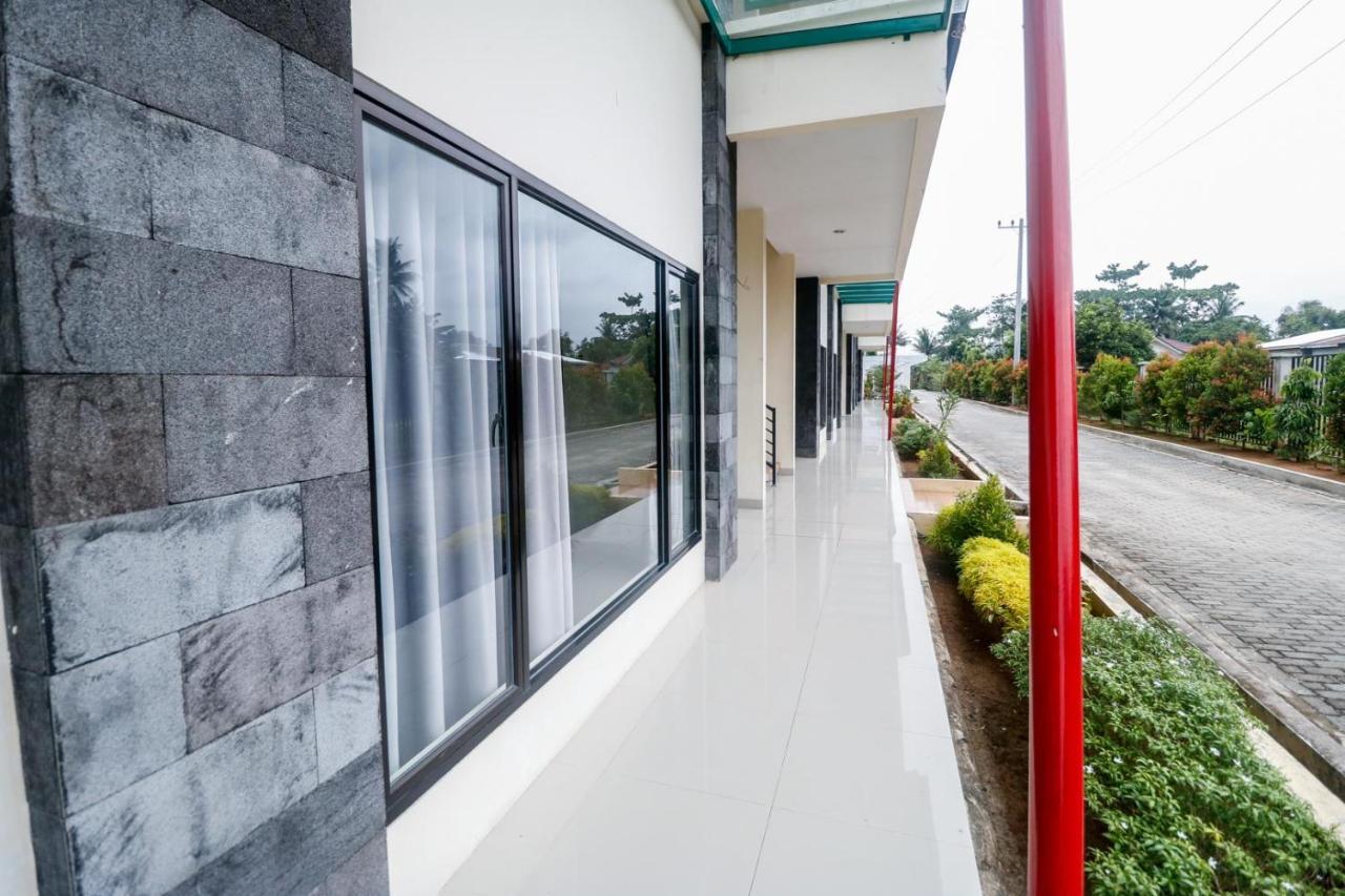 Reddoorz Plus Near Kualanamu Airport Медан Экстерьер фото
