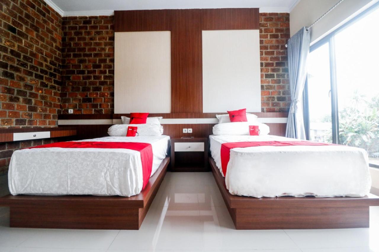 Reddoorz Plus Near Kualanamu Airport Медан Экстерьер фото